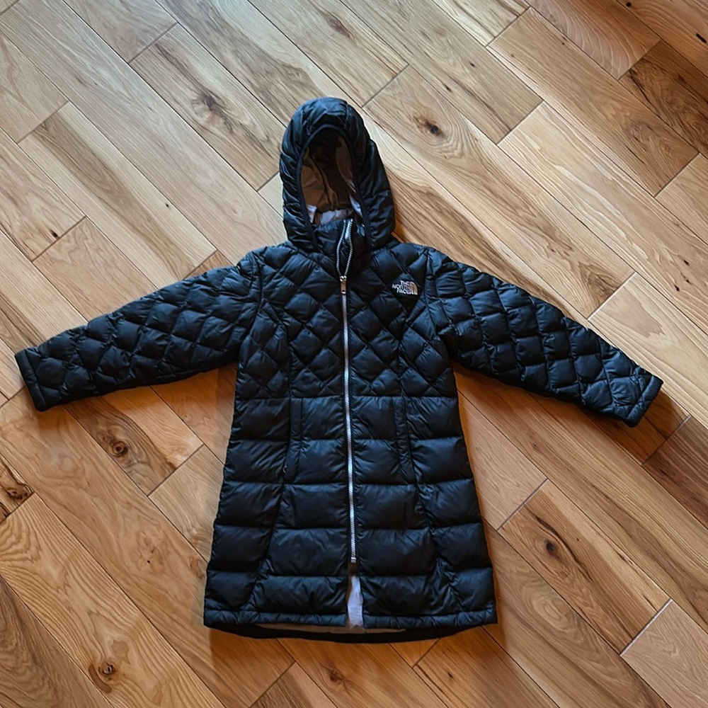 North Face Parka Girls Small 7/8